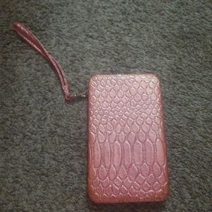 Pink snakeskin print wallet And organizer